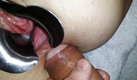 سبزه بالغ آوا آدامز عکس سکسی کارتونی شهوانی یک غرفه جوان را مجذوب خود کرد