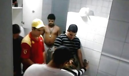 زیبایی عکس سکسی متحرک شهوانی آبونی بروکلین چیس و صورتش را جمع کرد