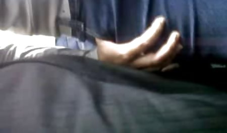 Diva Busty با یک ویبراتور شهوانی سکس فیلم خودارضایی می کند